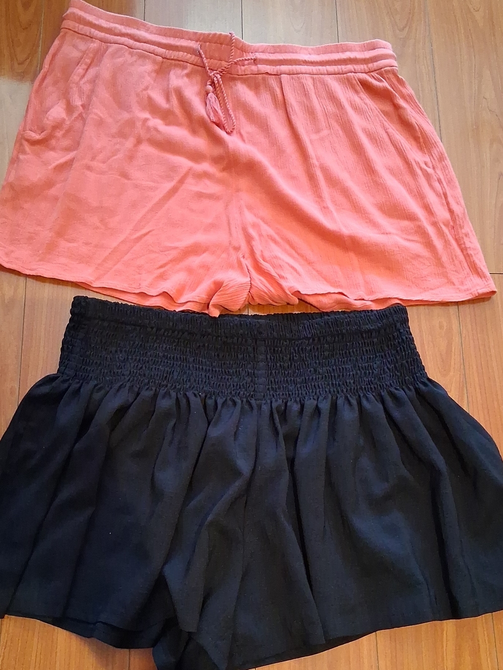 Womens Shorts,Coral Drawstring & Black Smocked-Waist Skirt-Style Shorts - L & XL